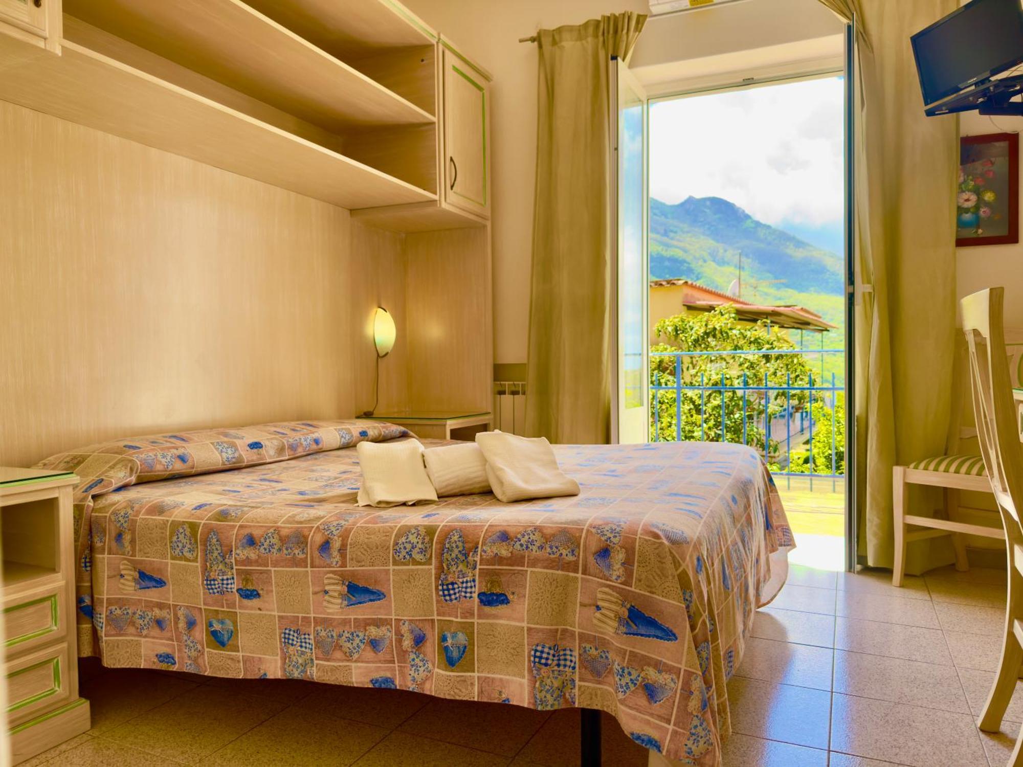 Hotel Villa Fiorentina Casamicciola Terme Exterior photo
